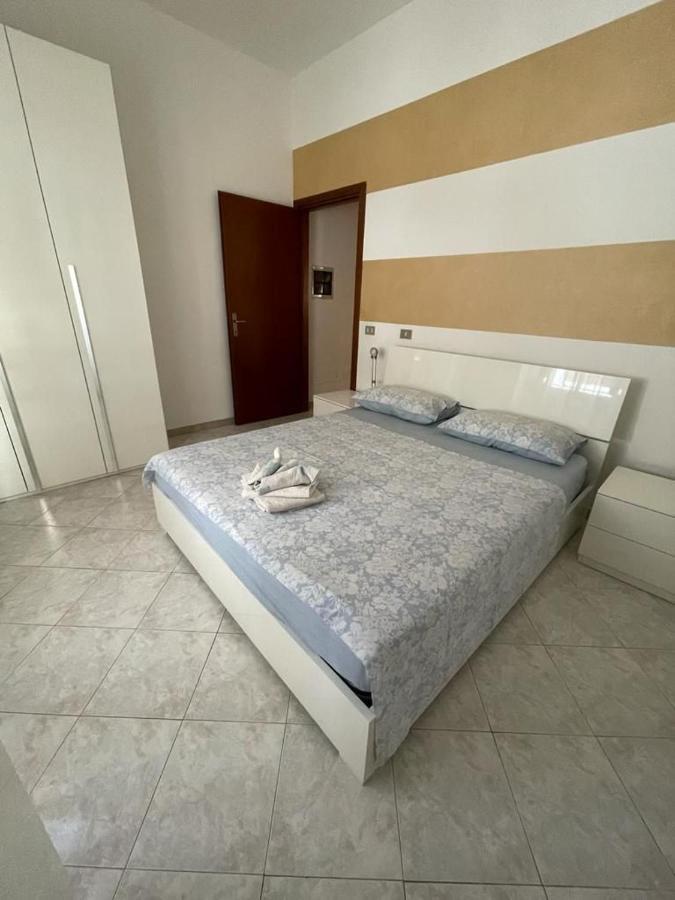 דירות דסנזאנו דל גארדה Marilyn House מראה חיצוני תמונה