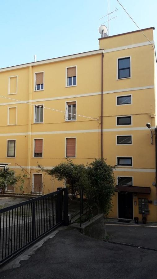 דירות דסנזאנו דל גארדה Marilyn House מראה חיצוני תמונה