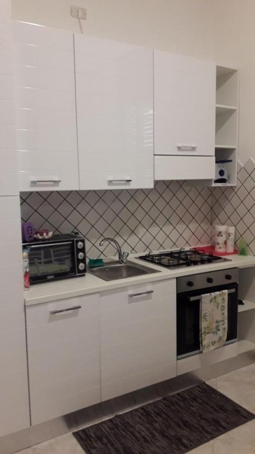 דירות דסנזאנו דל גארדה Marilyn House מראה חיצוני תמונה